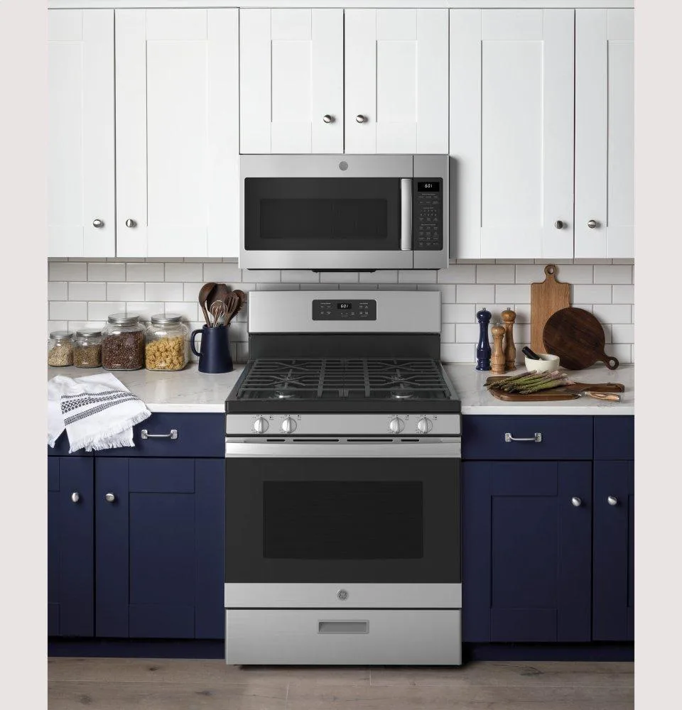 GE 30 in. 4.8 cuft Freestanding Gas Range - Stainless Steel view 6