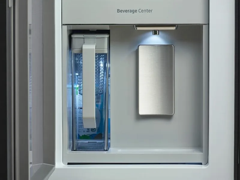 Samsung Bespoke 29 cuft 4-Door Flex with Beverage Center - Stainless Steel view 4