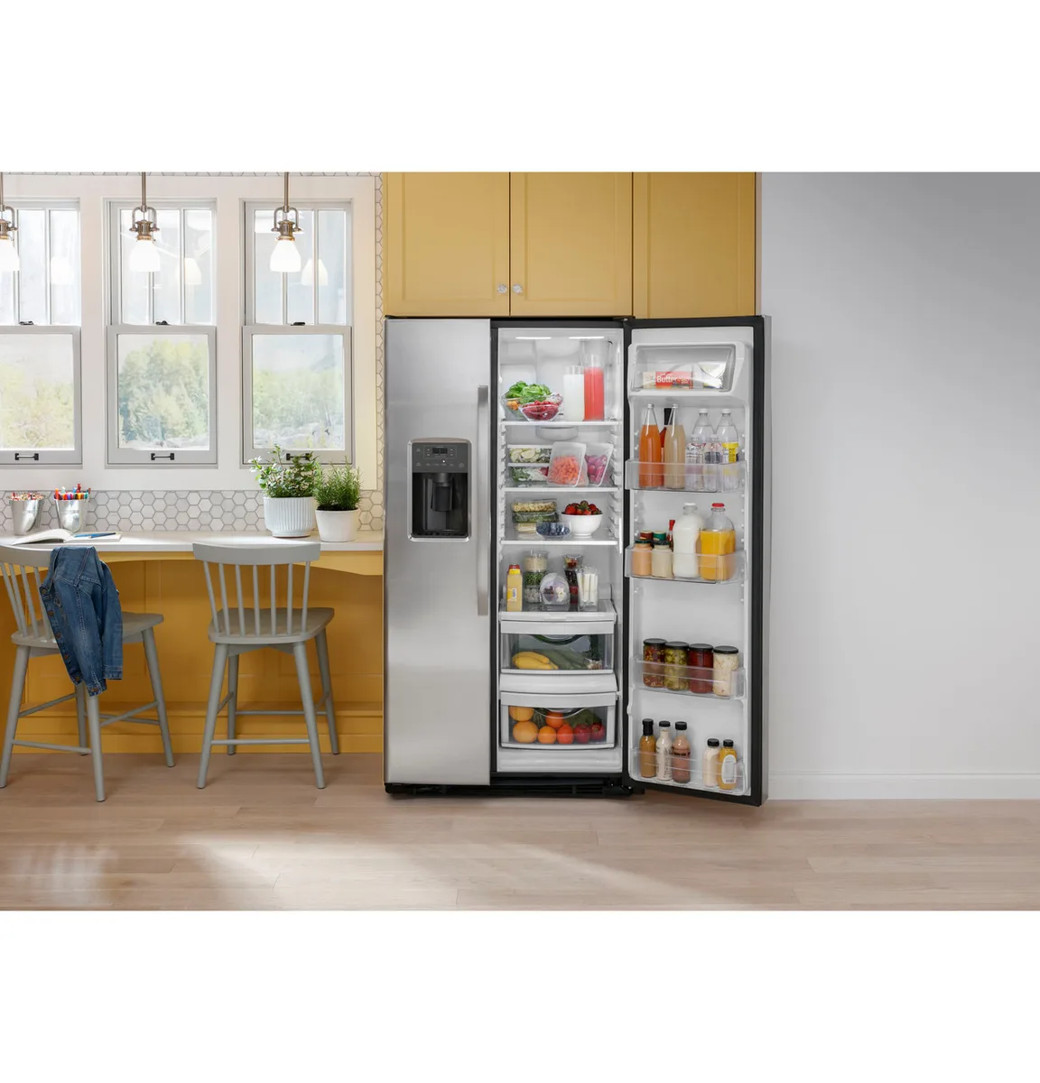 GE 25.3 cu. ft. Side-by-Side Refrigerator - Black view 10