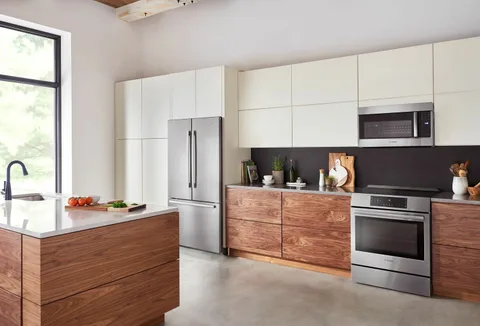 Bosch 800 Series 1.8 cuft Over-the-Range Convection Microwave with Sensor Cooking - Stainless Steel view 3