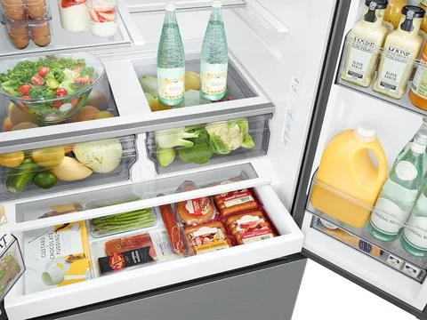 Samsung 31 cu. ft. Mega Capacity Standard Depth 3-Door French Door Refrigerator in Stainless Steel with External Dispenser view 6
